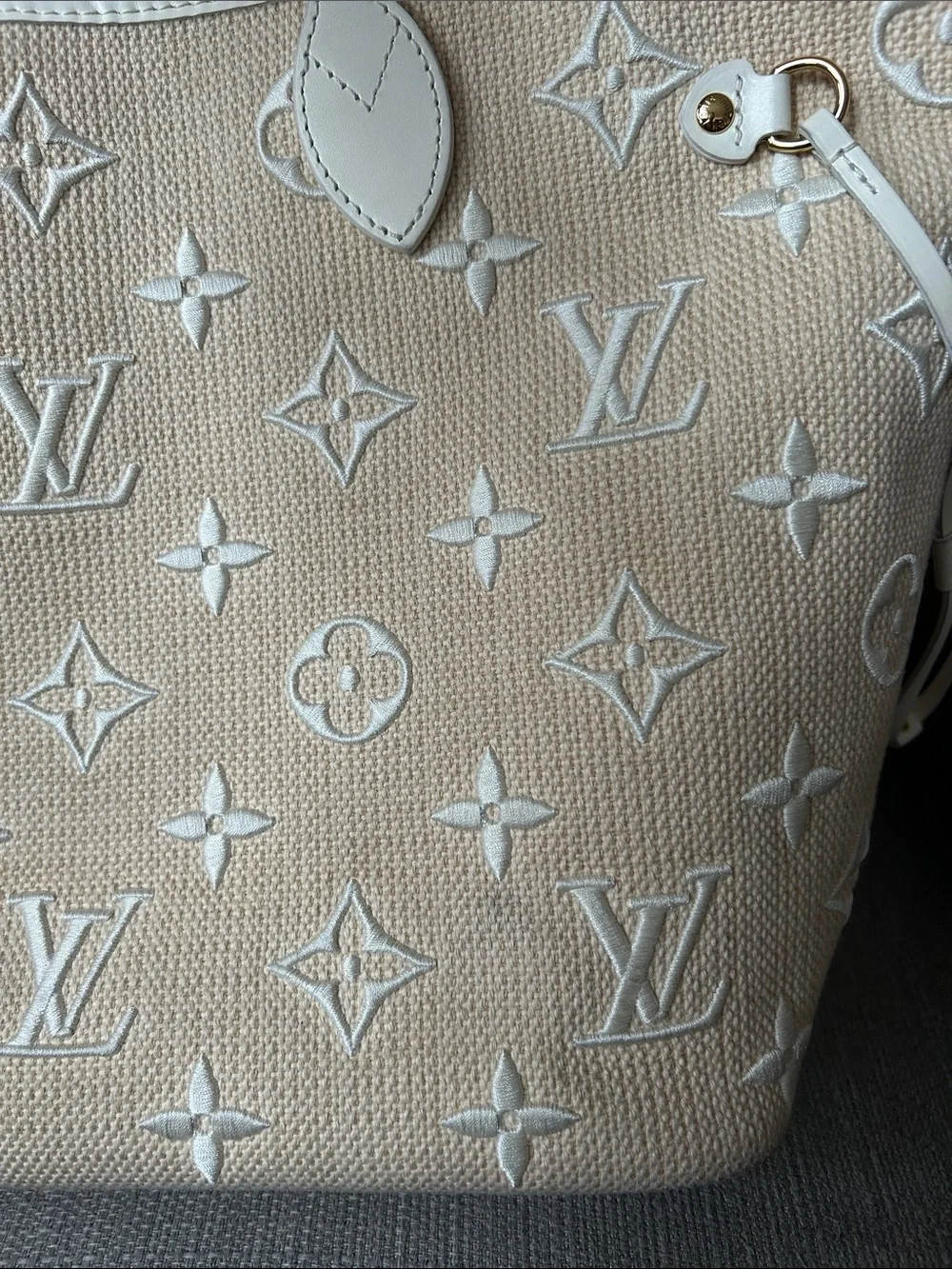 Louis Vuitton Monogram Embroidered Neverfull MM Tote🌟RARE🌟